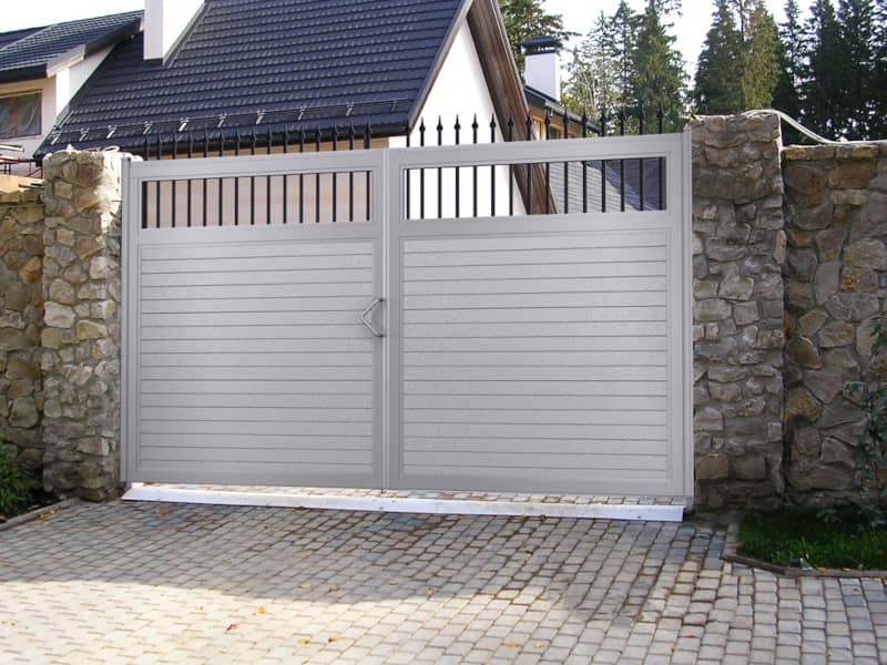 Уличные ворота DoorHan в Рязани с установкой