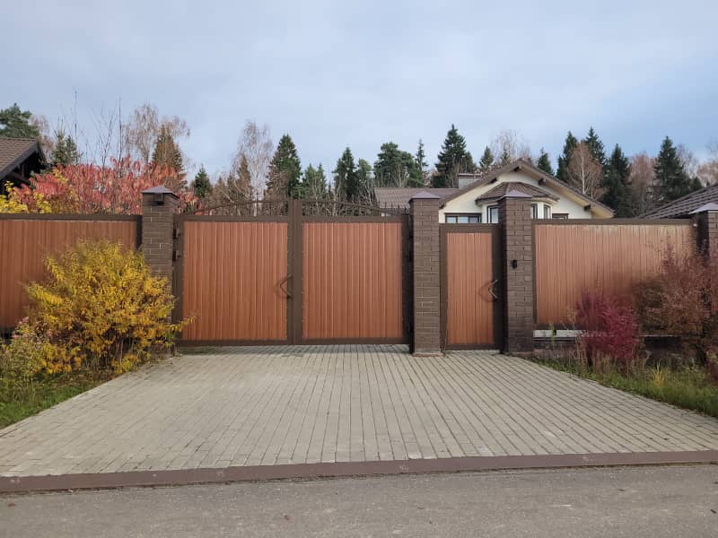 Уличные ворота DoorHan в Рязани с установкой